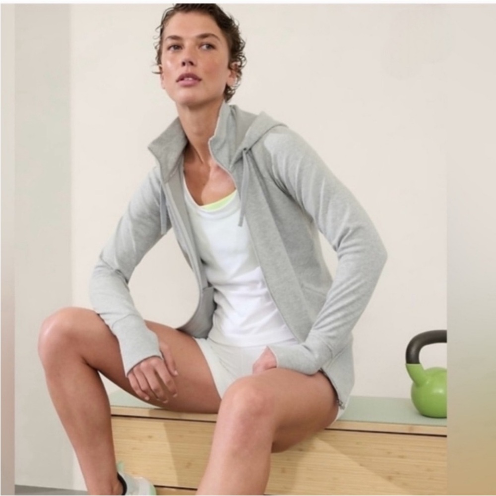 ATHLETA Triumph Hoodie ~ Medium